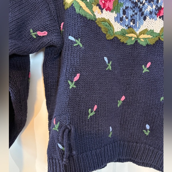 Vintage 1989 The Eagle's Eye Floral Cottagecore Embroidered Sweater | Size S - Picture 2 of 5